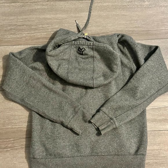 TNA Grey Hoodie with zipper - Picture 4 of 4